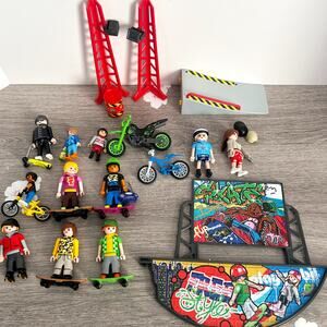 Playmobil City Action Skate Park Skating Grounds Figures and Pieces 70168